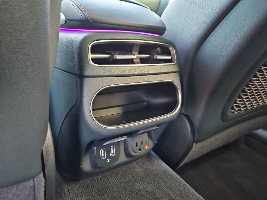 Used 2022 Genesis GV70 2.5T w/ Advanced Package image 16