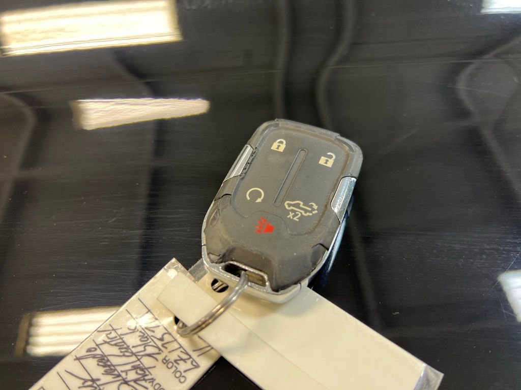 Used 2020 Chevrolet Silverado 1500 High Country w/ Technology Package image 33