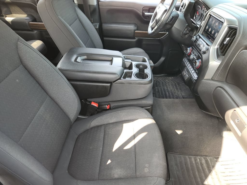 Used 2021 Chevrolet Silverado 1500 RST w/ LPO, Blackout Package RWD image 12