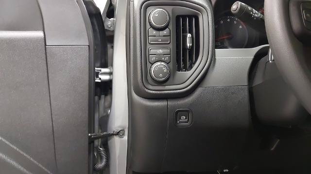 New 2026 Chevrolet Silverado 2500 Custom w/ Custom Convenience Package AWD/4WD image 23