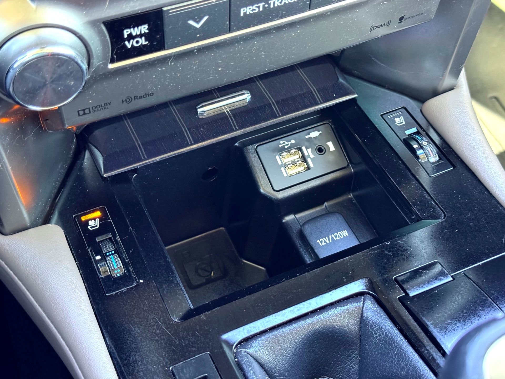 Used 2020 Lexus GX 460 Premium image 30