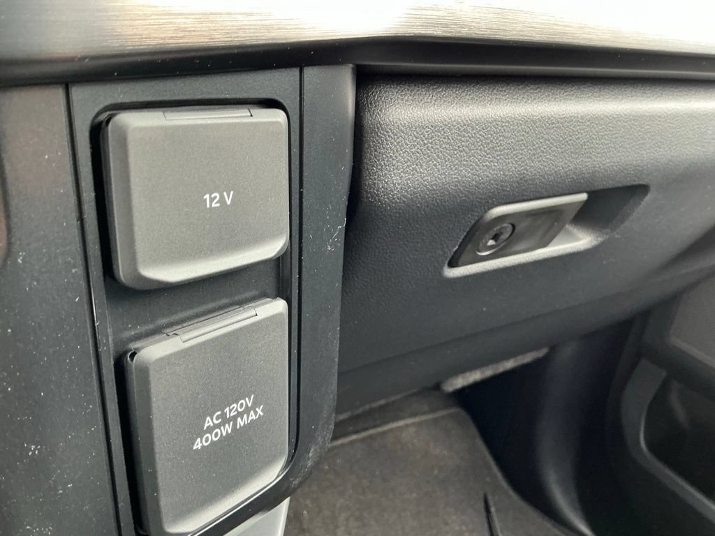 New 2026 Ford F250 Lariat RWD image 47