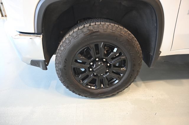 Used 2022 Chevrolet Silverado 3500 LT w/ Convenience Package AWD/4WD image 25