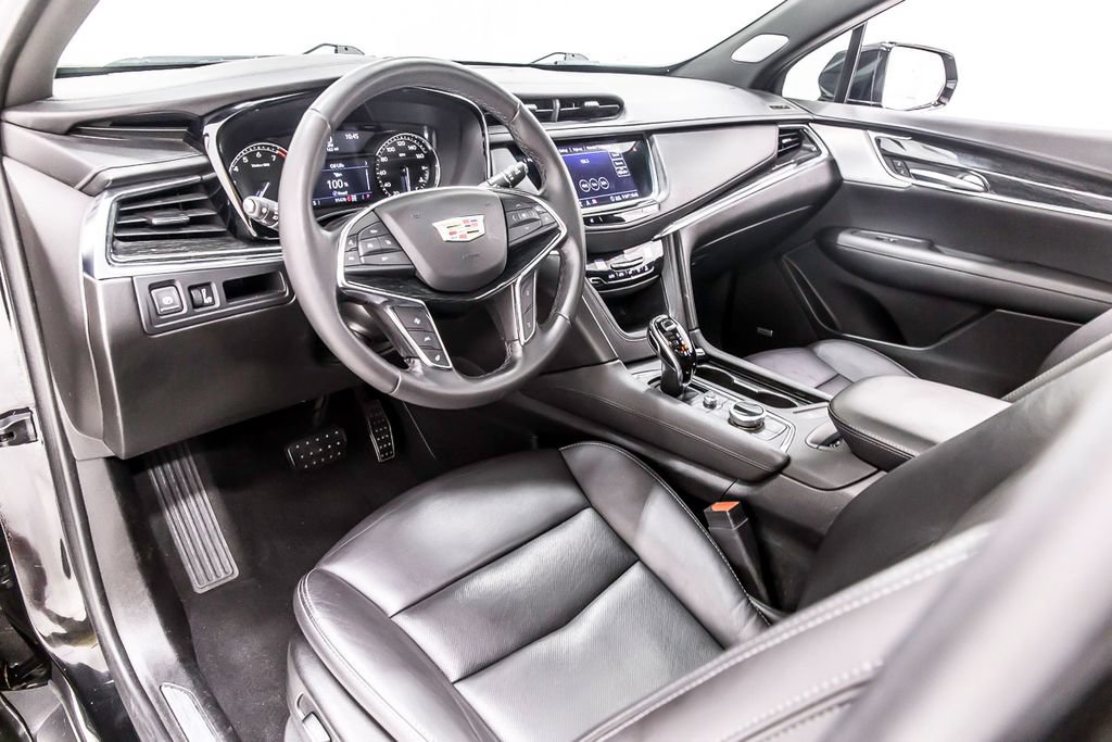 Used 2020 Cadillac XT5 Premium Luxury AWD/4WD image 29