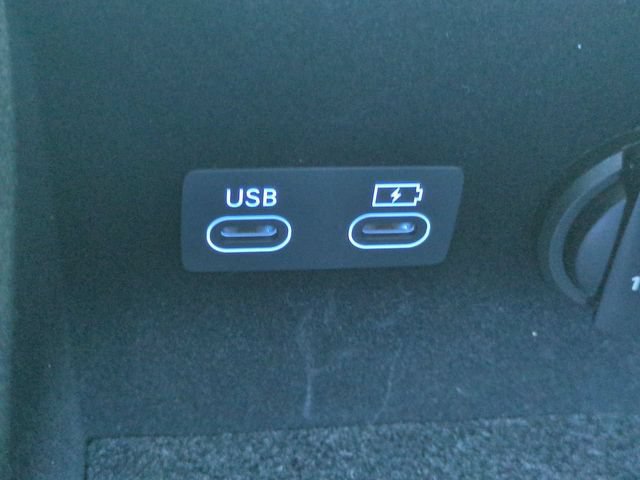 Used 2023 Genesis G90 3.5T AWD/4WD image 22