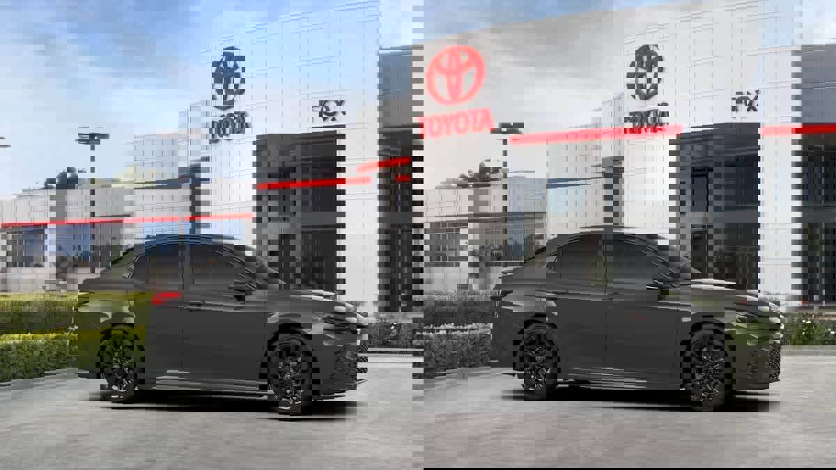 New 2026 Toyota Camry SE FWD image 13