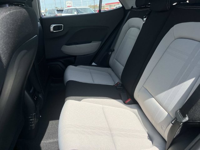 New 2026 Hyundai Venue SEL FWD image 17