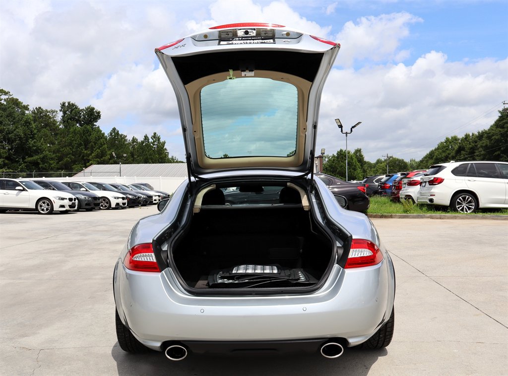 Used 2010 Jaguar XK Coupe RWD image 36