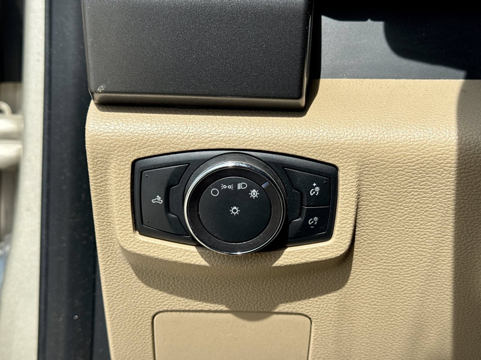 Used 2017 Ford F250 XLT AWD/4WD image 28
