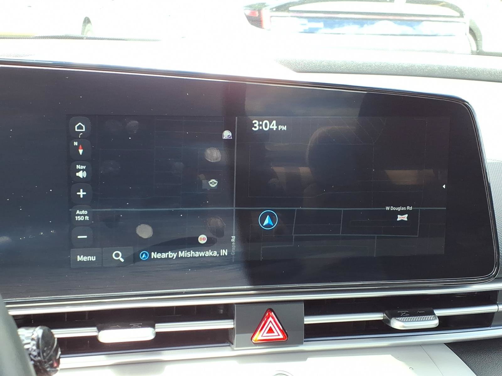 New 2025 Hyundai Elantra Limited FWD image 15