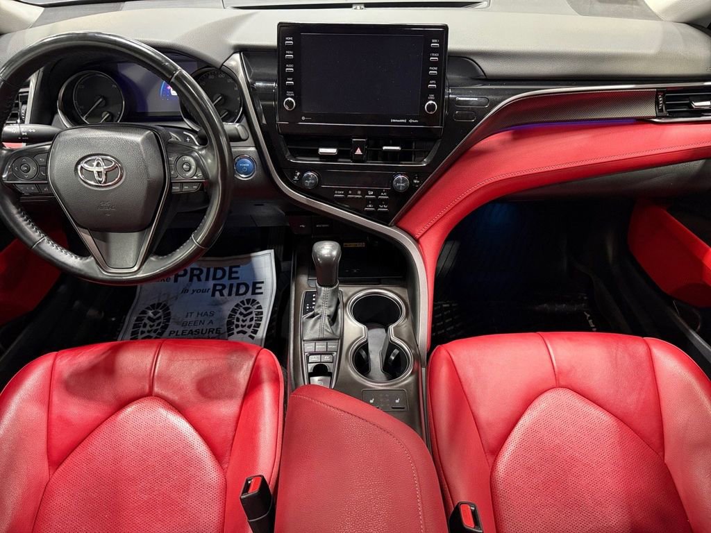 Used 2022 Toyota Camry XSE FWD image 30