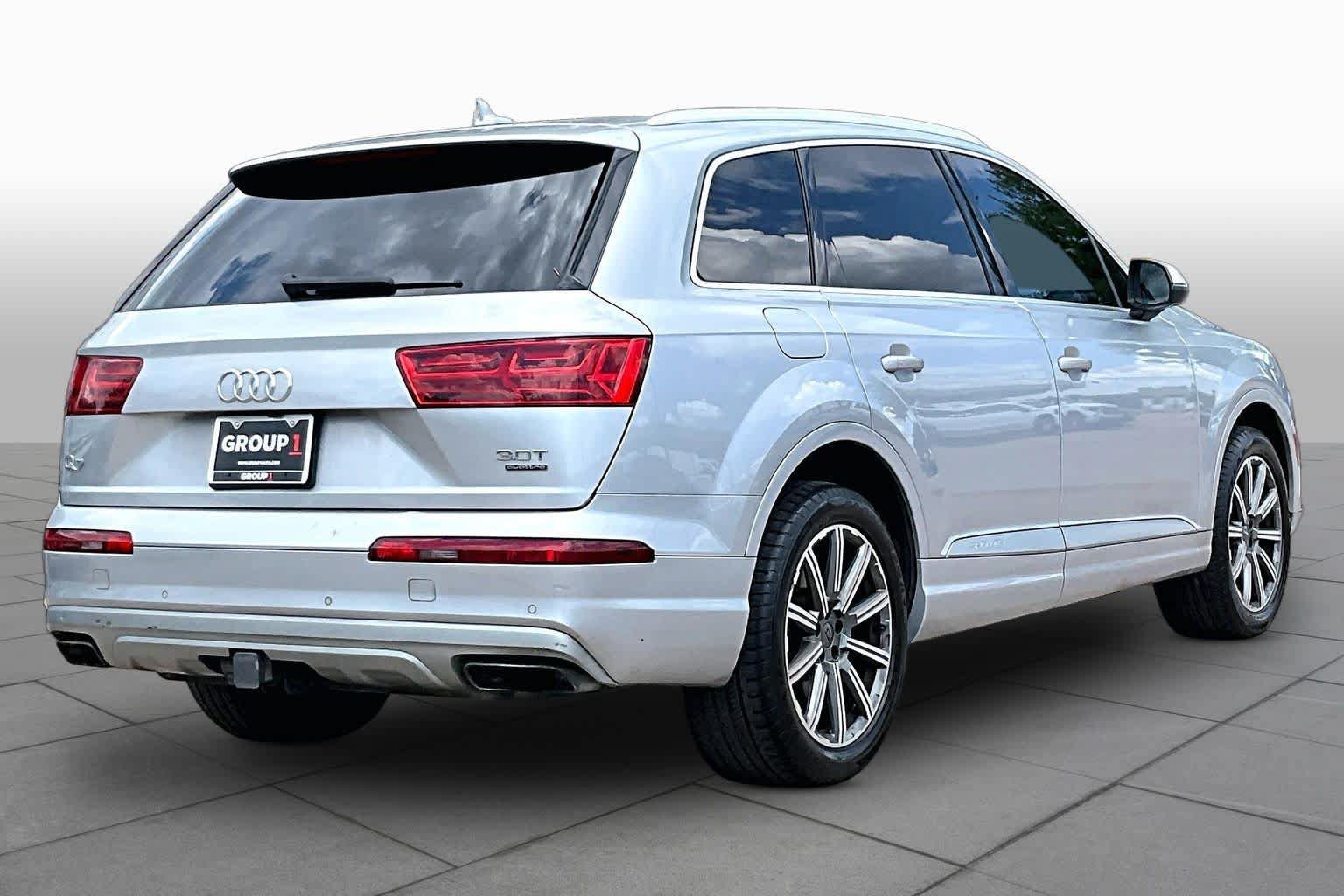 Used 2018 Audi Q7 3.0T Prestige AWD/4WD image 13