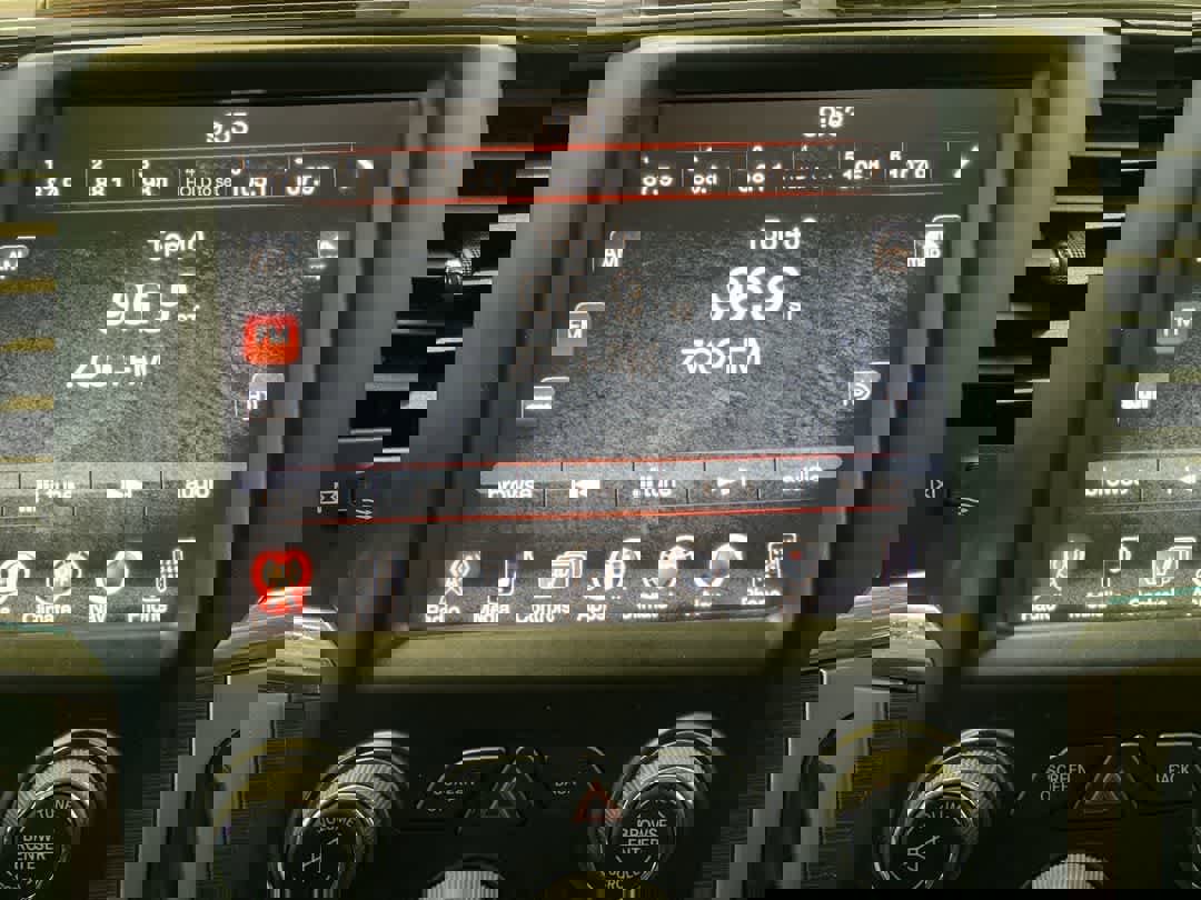 Used 2015 RAM 2500 Laramie w/ Protection Group image 19