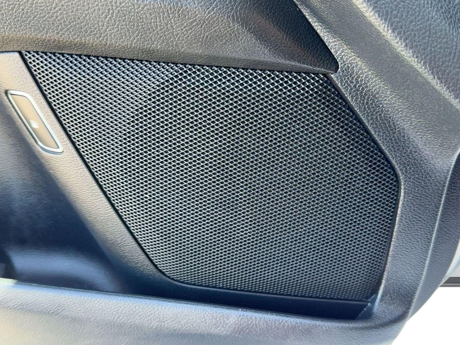 Used 2020 Ford Fusion SE image 23