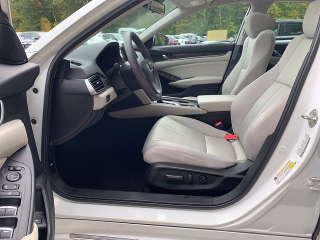 Used 2020 Honda Accord EX image 36