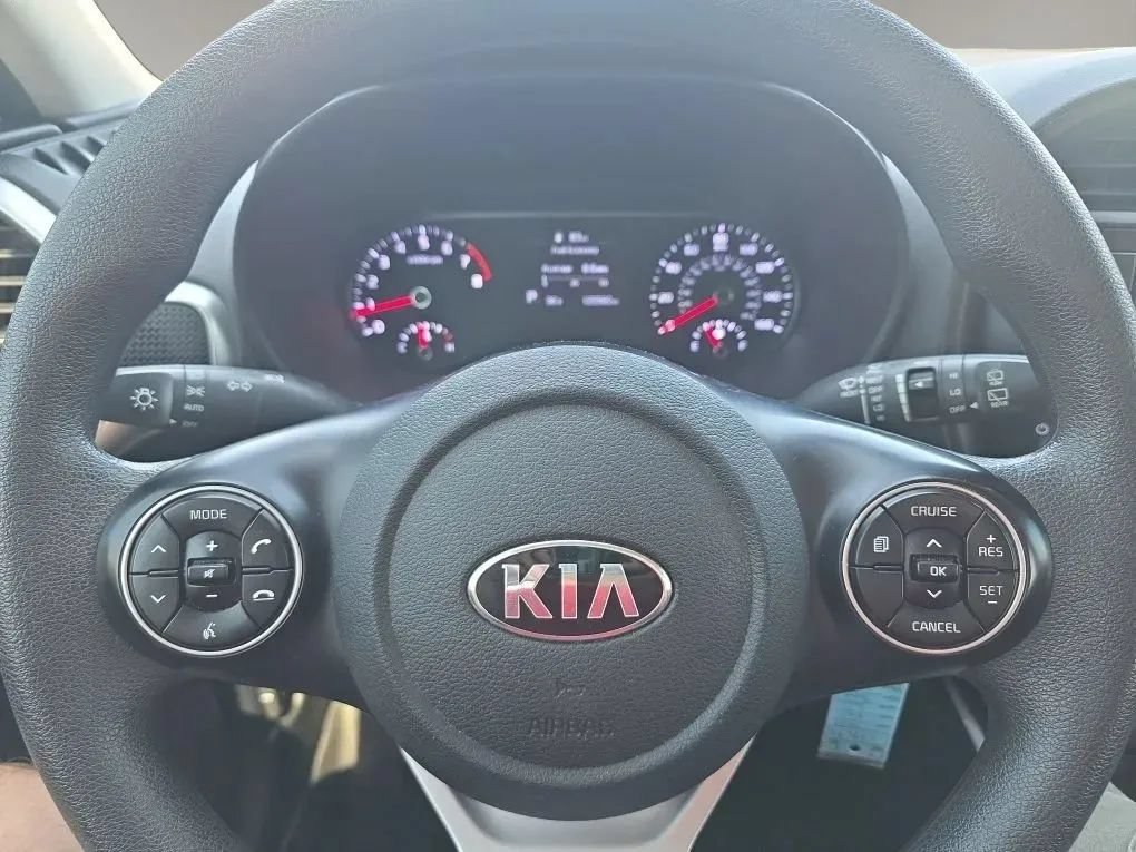 Used 2021 Kia Soul LX FWD image 14