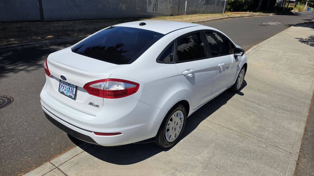 Used 2015 Ford Fiesta S FWD image 6