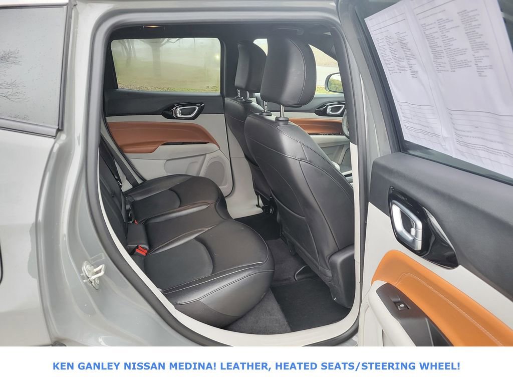 Used 2023 Jeep Compass Limited image 46