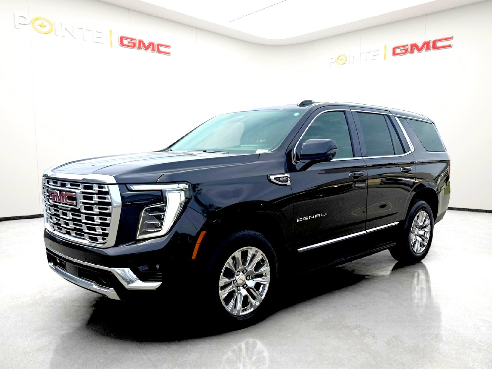 Certified 2025 GMC Yukon Denali AWD/4WD image 2