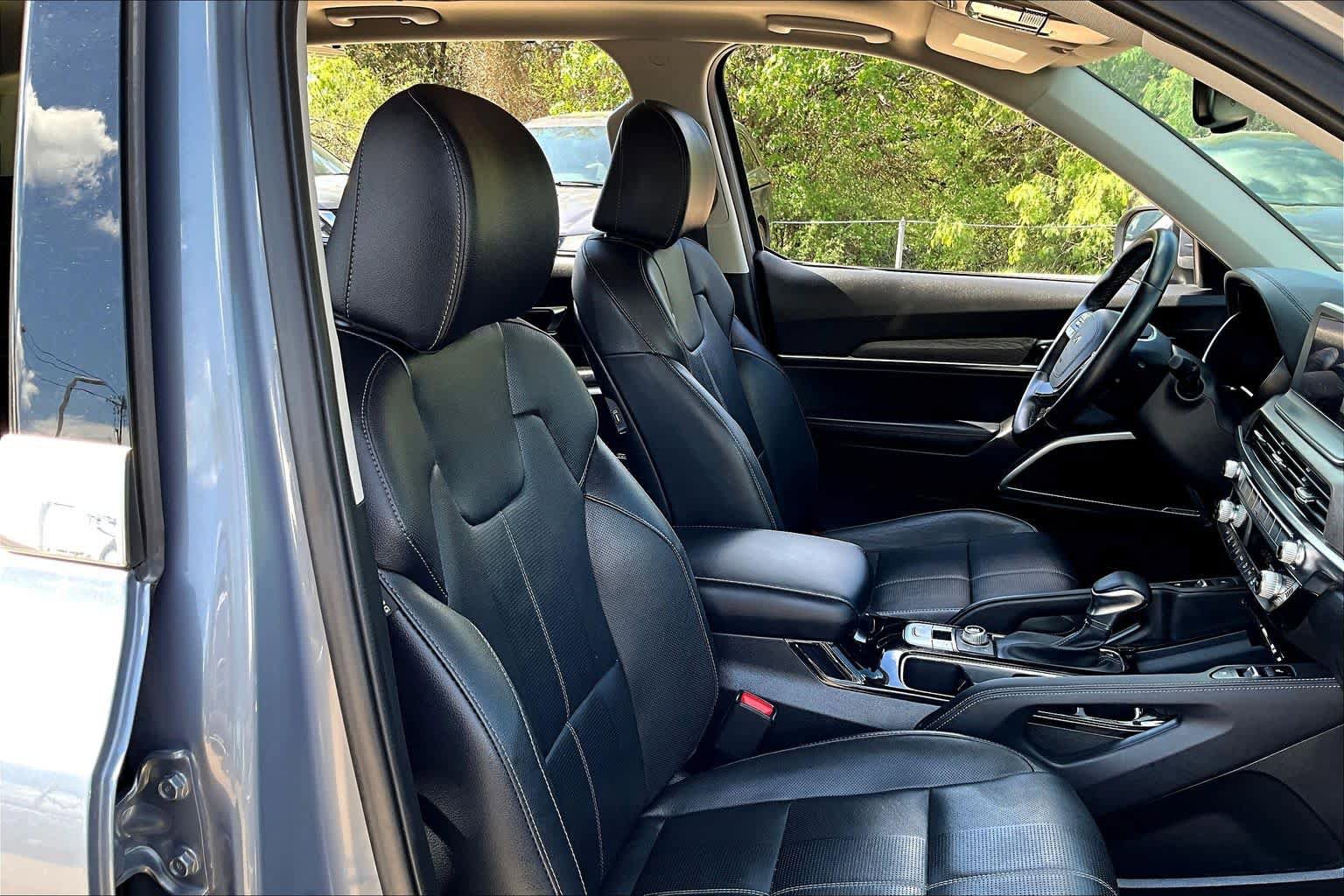 Used 2022 Kia Telluride EX w/ EX Premium Package AWD/4WD image 9