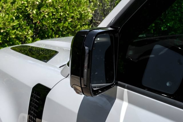 New 2026 Land Rover Defender 110 X-Dynamic SE AWD/4WD image 51