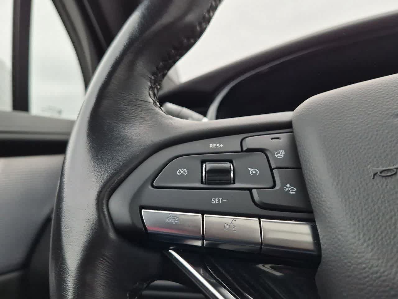 Used 2024 Cadillac XT6 Premium Luxury AWD/4WD image 25