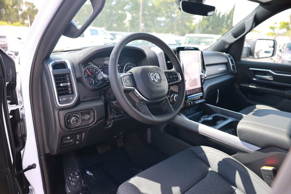 New 2026 RAM 1500 4x4 Crew Cab image 13