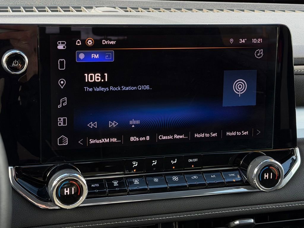 Used 2024 Chevrolet Colorado LT w/ LT Convenience Package image 14