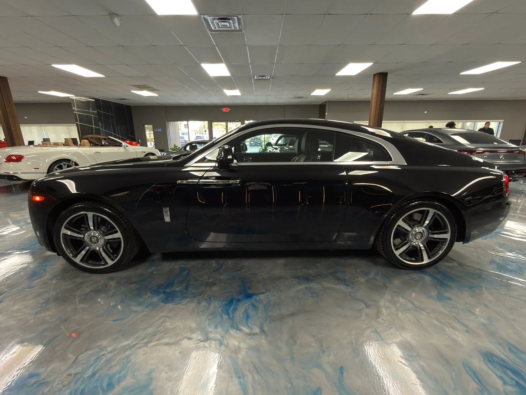 Used 2016 Rolls-Royce Wraith image 3
