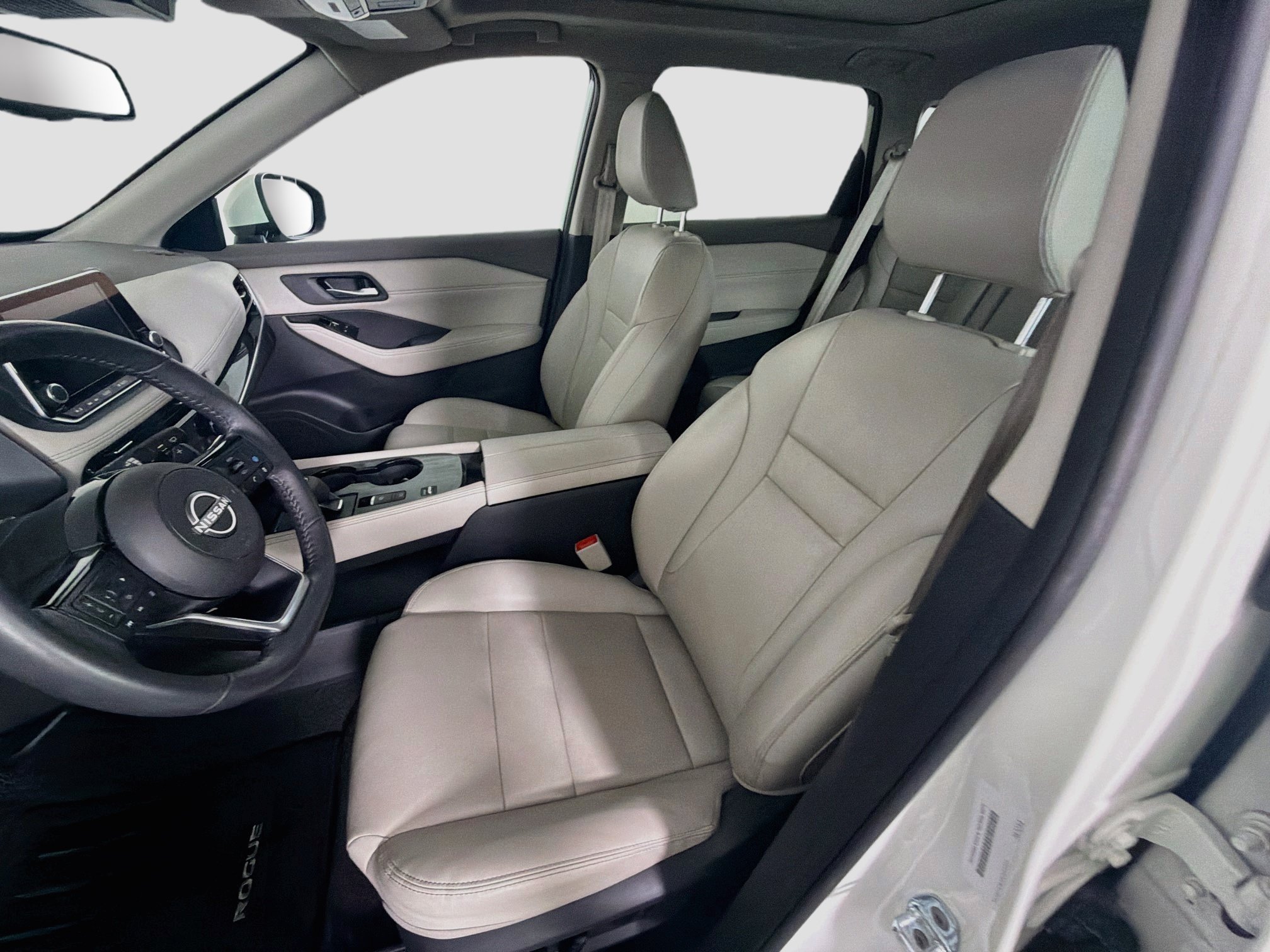 Used 2023 Nissan Rogue SL FWD image 13