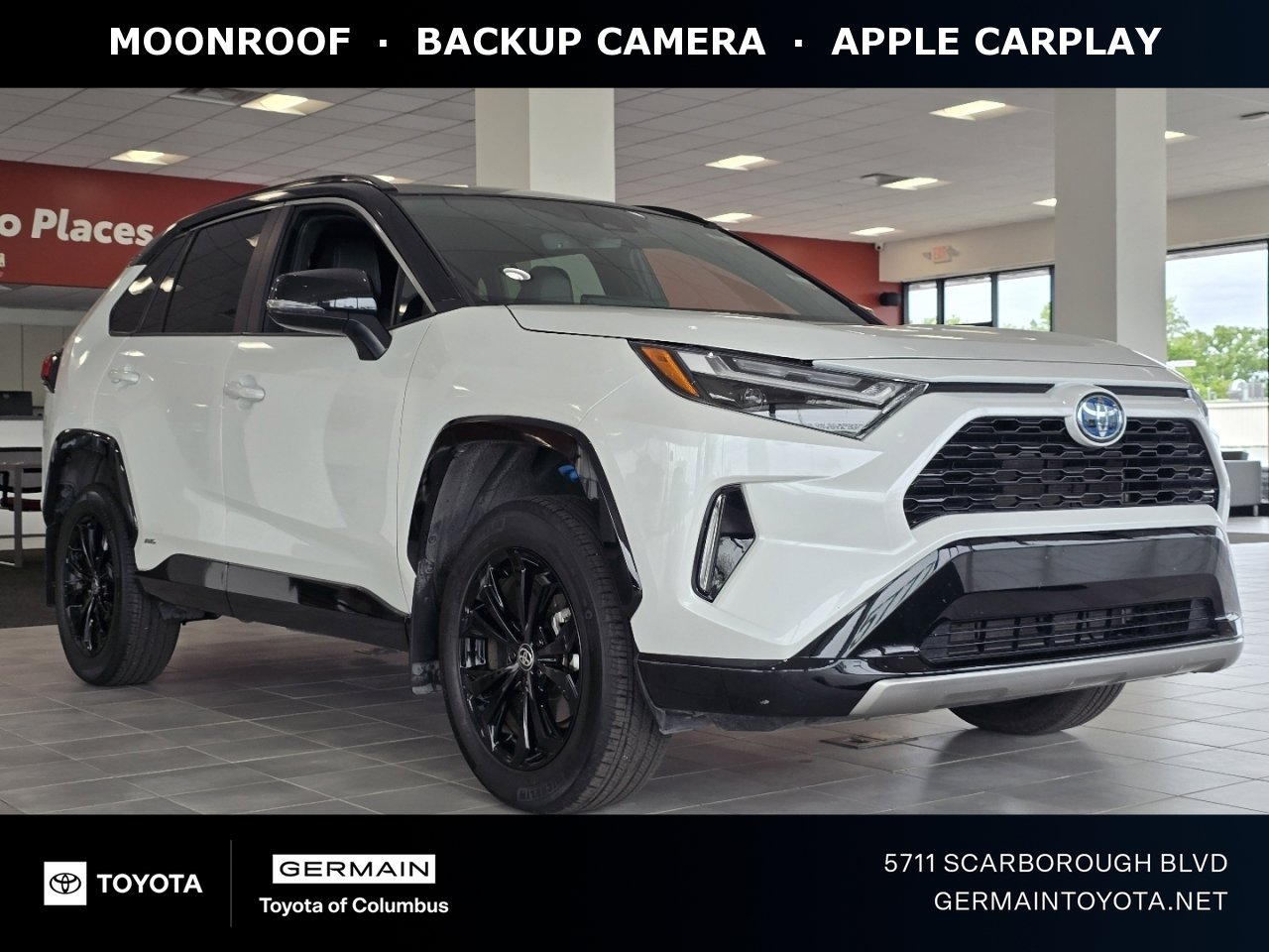 Used 2024 Toyota RAV4 XSE AWD/4WD image 1