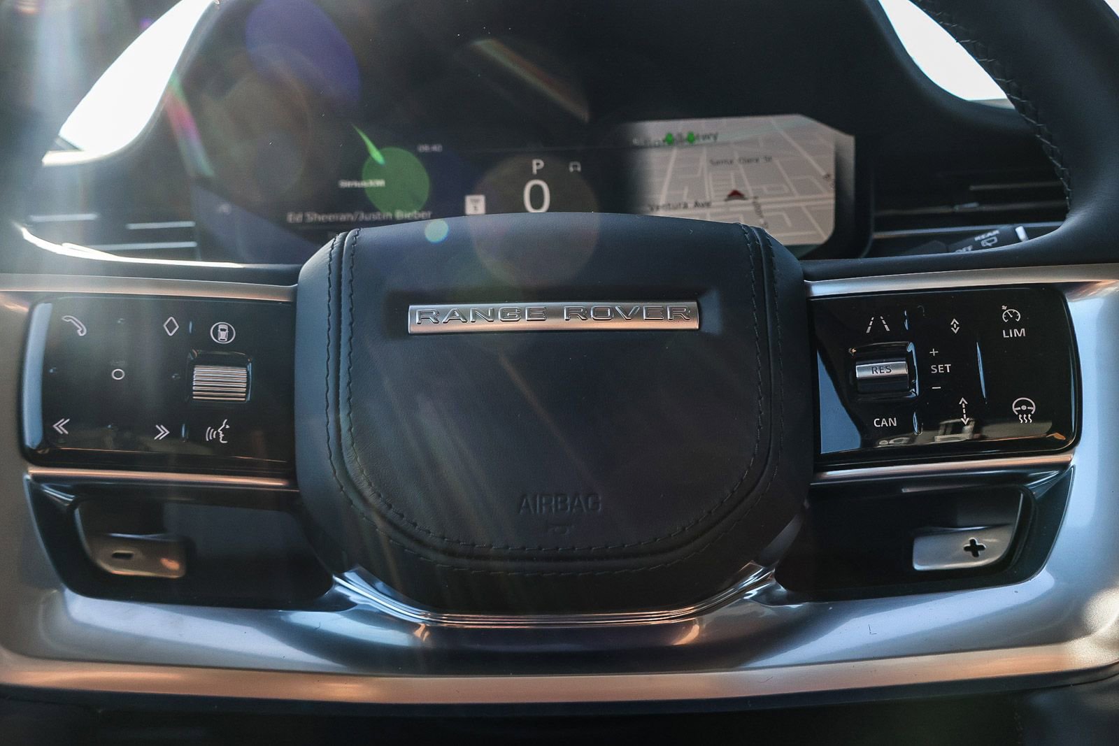 New 2026 Land Rover Range Rover SE image 35