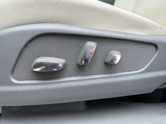 Used 2020 Cadillac XT5 Premium Luxury AWD/4WD image 14