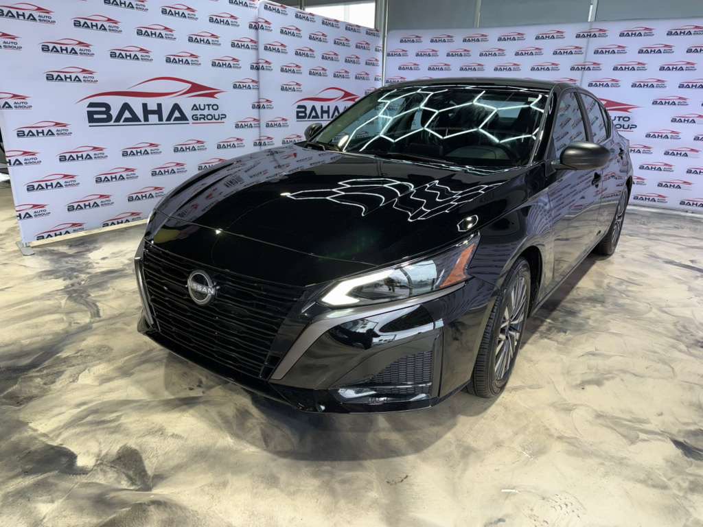 Used 2026 Nissan Altima 2.5 SV FWD image 2