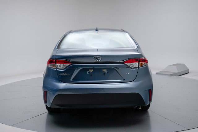 Used 2026 Toyota Corolla LE FWD image 4