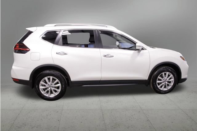 Used 2020 Nissan Rogue SV image 6