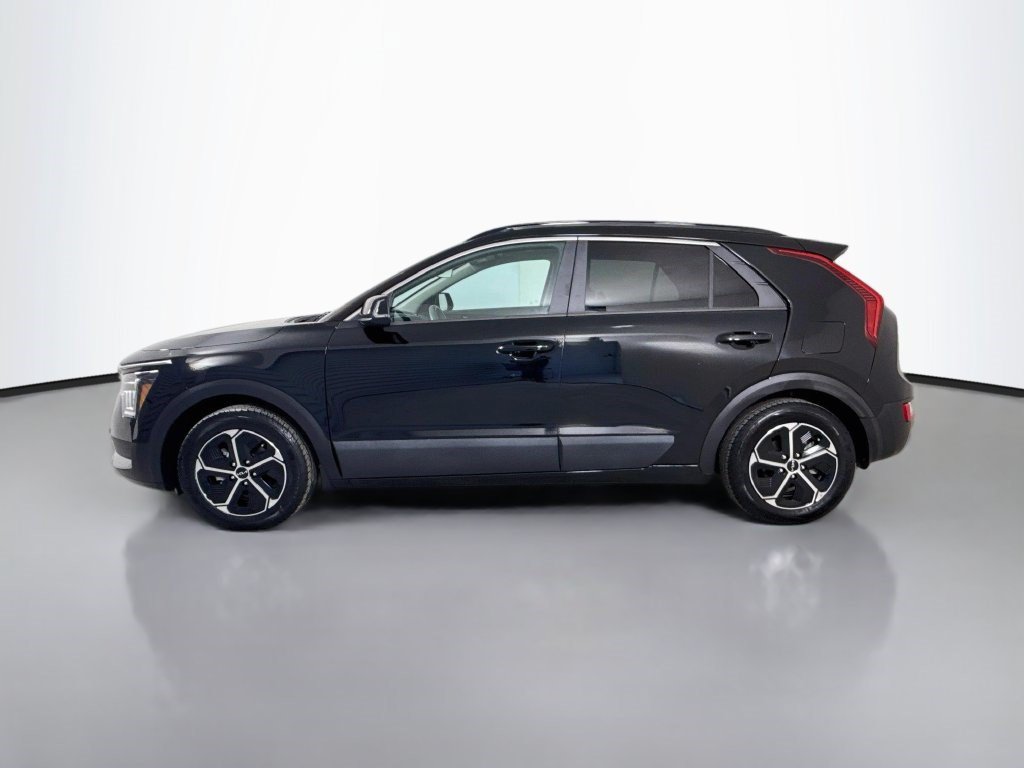Used 2023 Kia Niro EX FWD image 6