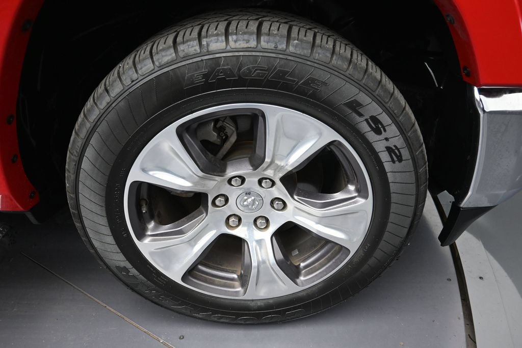 Used 2022 RAM 1500 Laramie AWD/4WD image 9