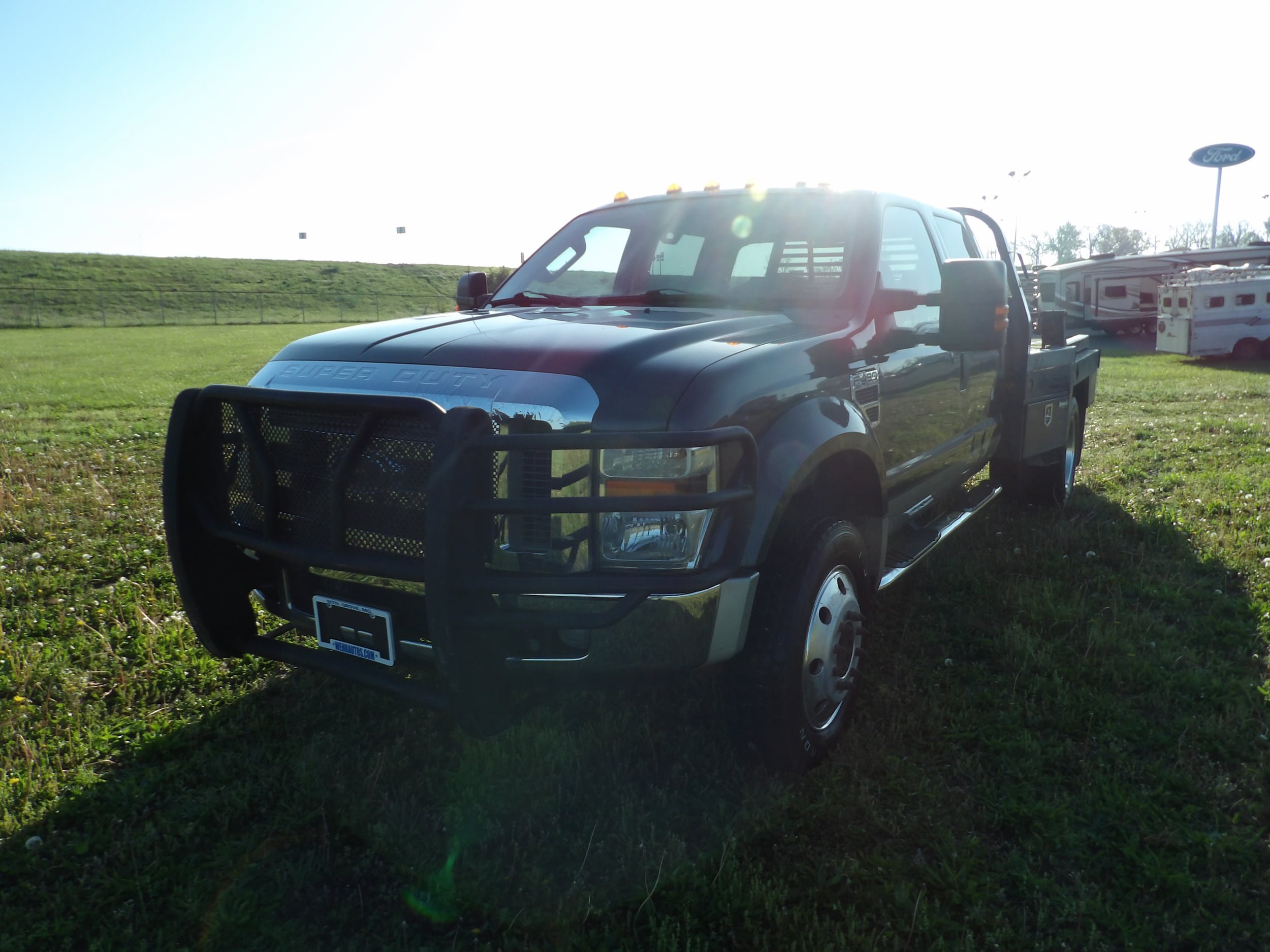 Used 2008 Ford F450 4x4 Crew Cab Super Duty image 2