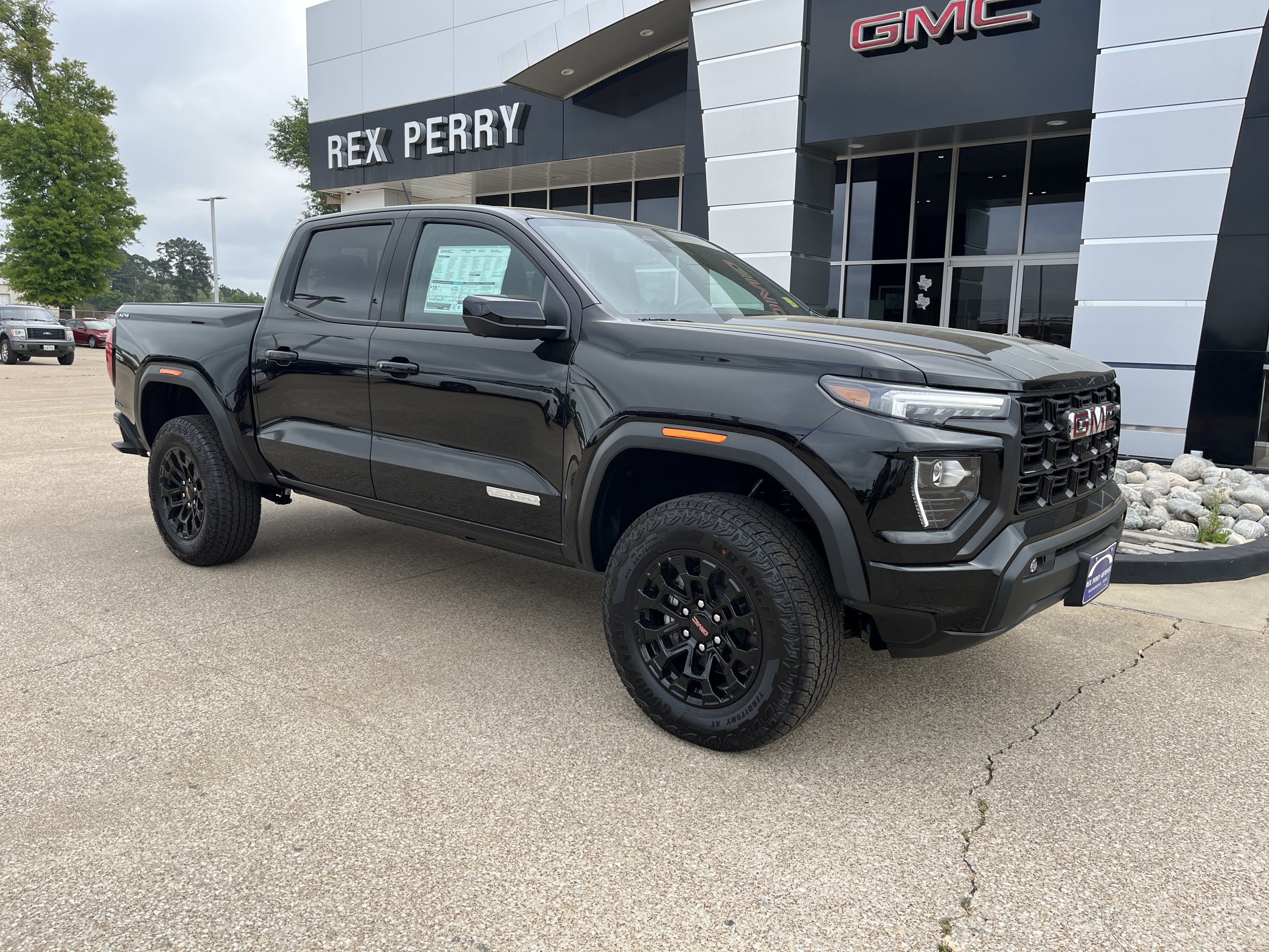 New 2026 GMC Canyon Elevation w/ Convenience Package AWD/4WD image 2
