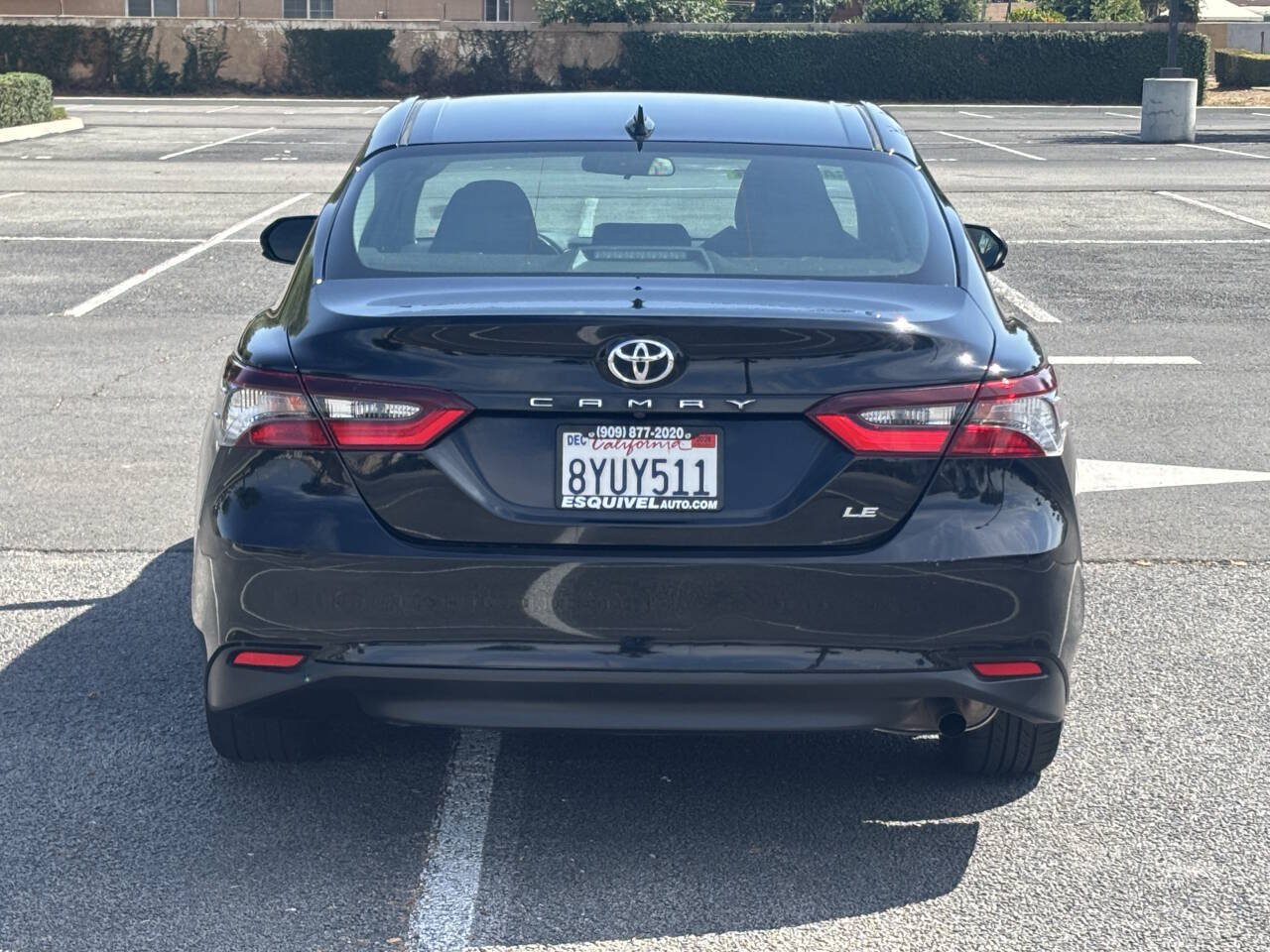 Used 2022 Toyota Camry LE FWD image 2