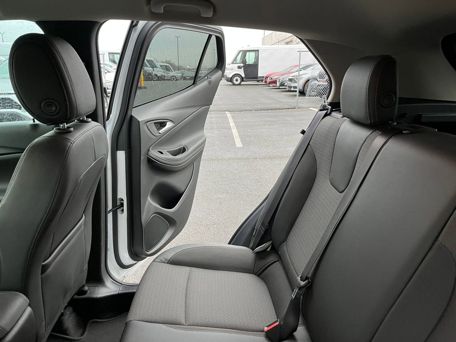 Used 2025 Buick Encore GX Preferred image 38