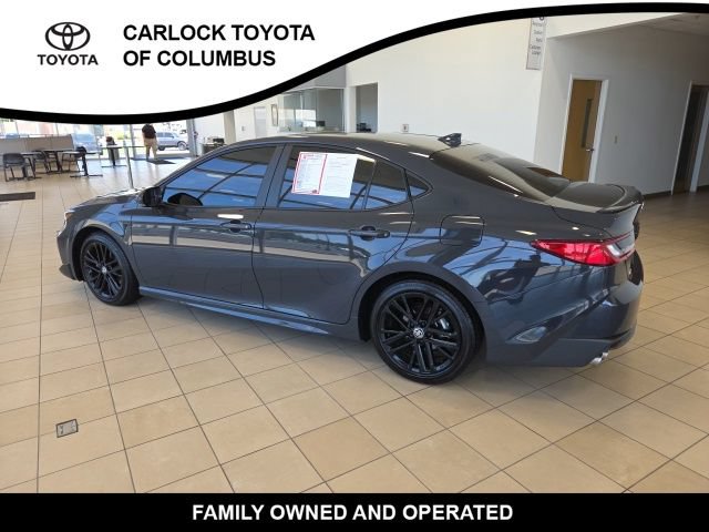 Used 2026 Toyota Camry SE FWD image 10