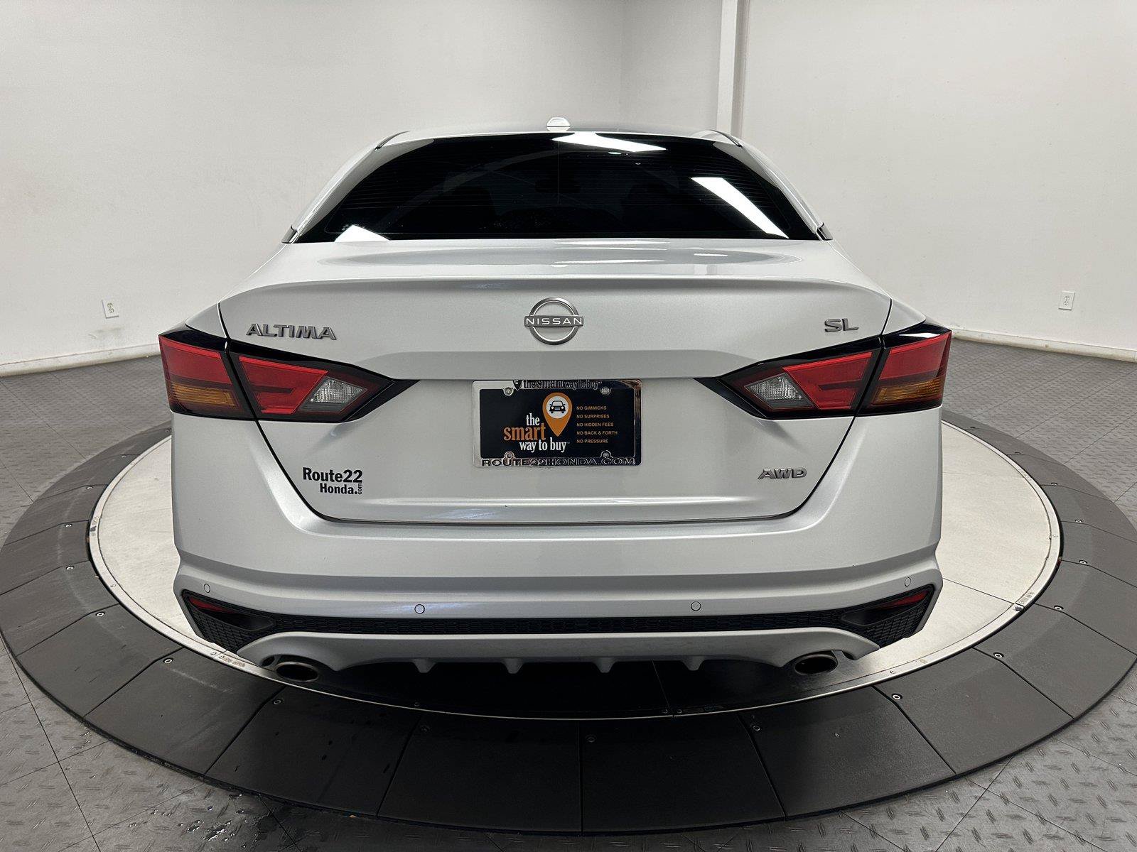 Used 2024 Nissan Altima 2.5 SL AWD/4WD image 12