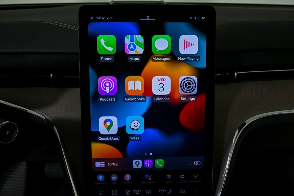 New 2025 Volvo EX90 Plus w/ Protection Package Premier image 16