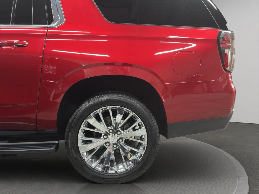 Used 2021 Chevrolet Suburban High Country w/ Premium Package AWD/4WD image 27