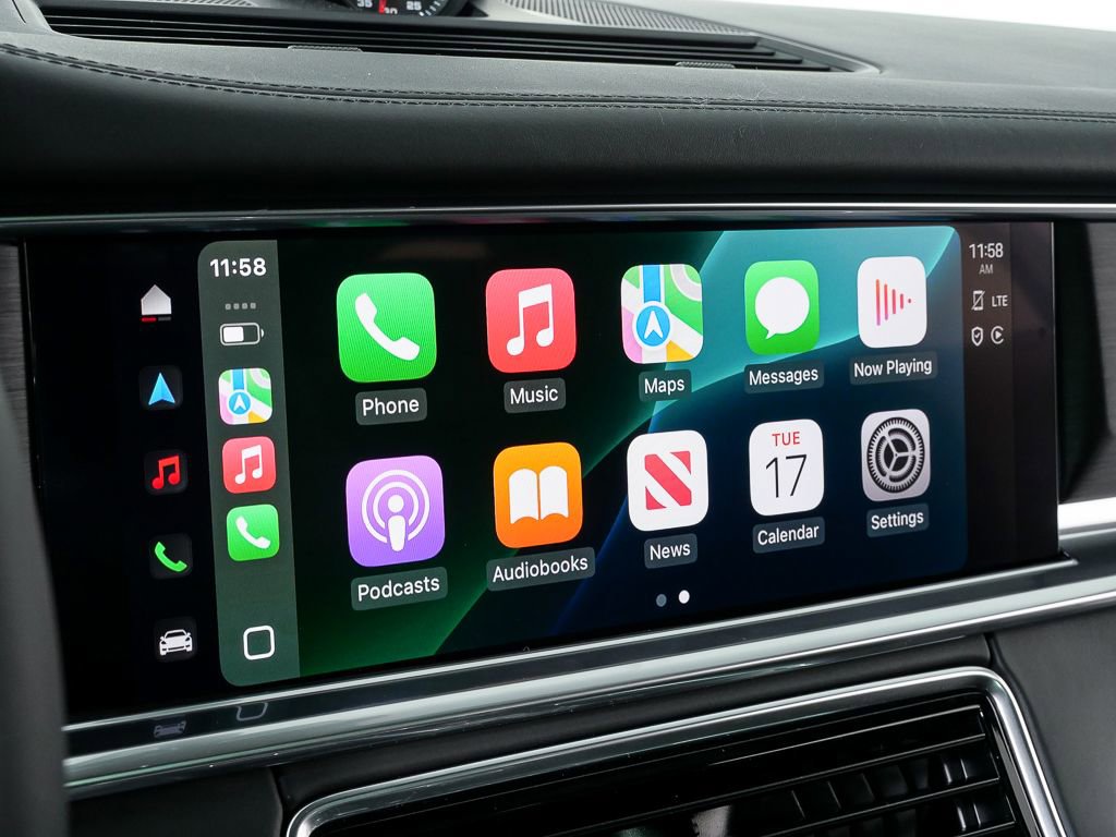 Certified 2023 Porsche Panamera Platinum Edition image 16