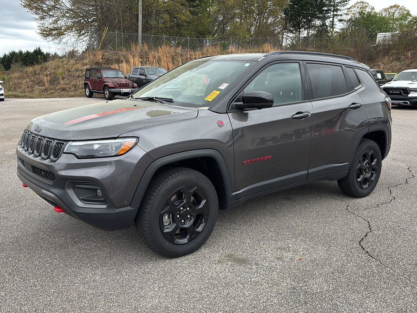 Used 2023 Jeep Compass Trailhawk w/ Trailhawk Elite Group image 1
