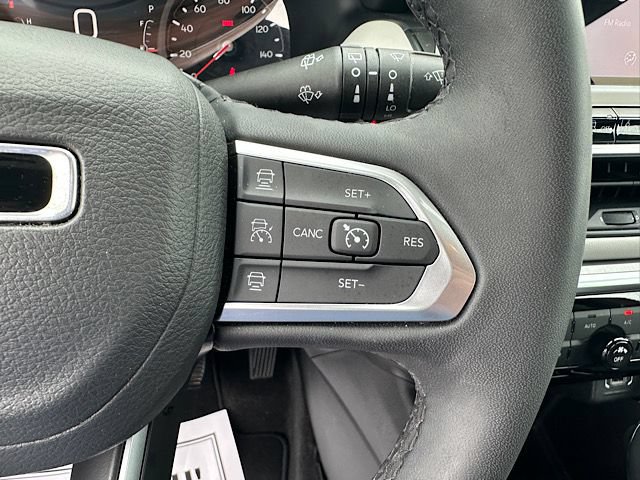 Used 2025 Jeep Compass Limited AWD/4WD image 22