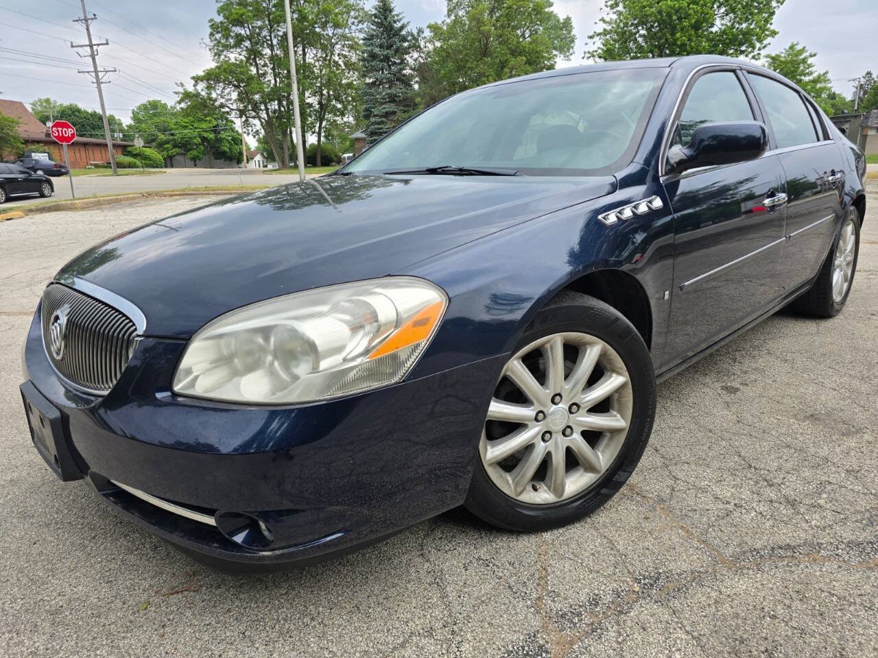Used 2008 Buick Lucerne CXS FWD image 1